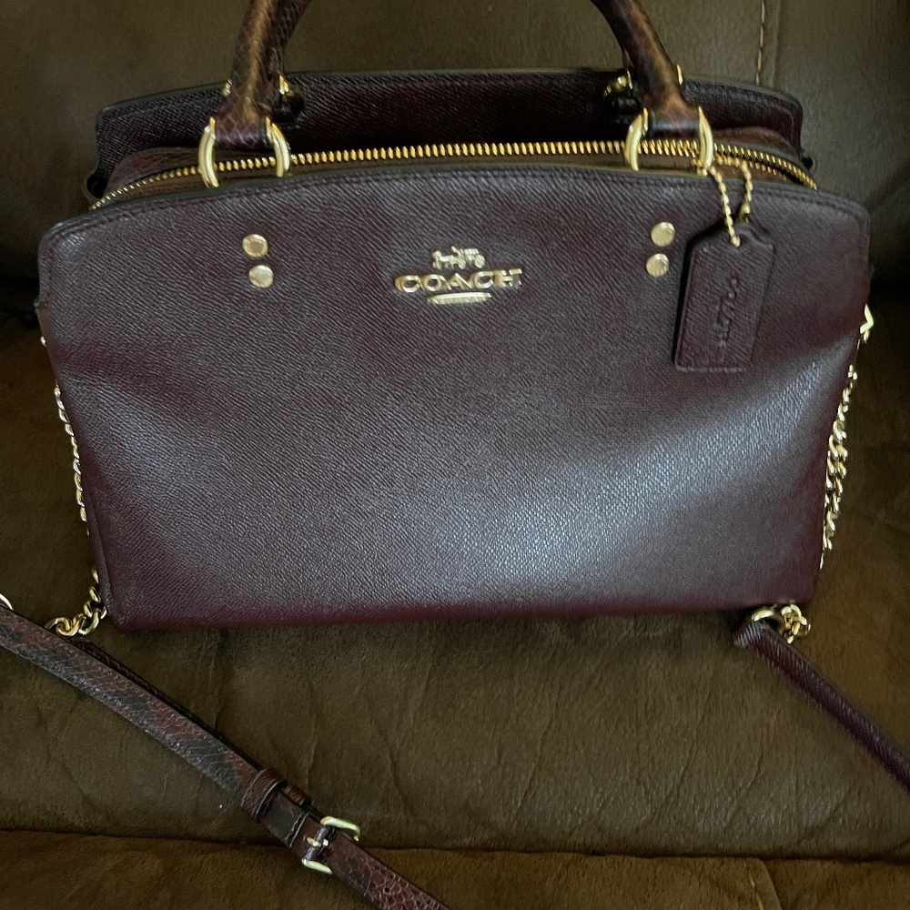 Coach Fall Winter 19/20 Channing Shoulder Bag Burgundy